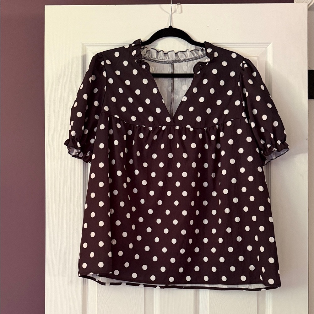 Polka Dot Short-Sleeve Peasant Top - Black and White